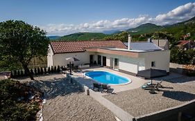 Villa Burra